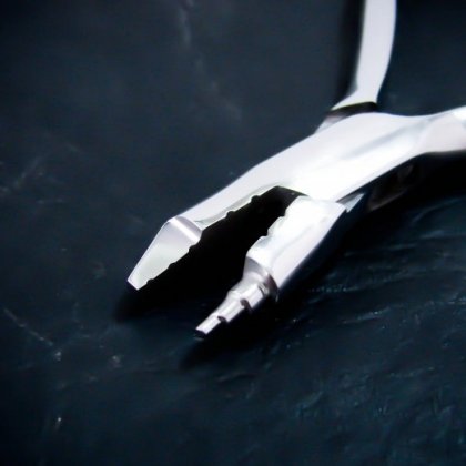 ALICATE DE YOUNG (ESTERILIZABLE)